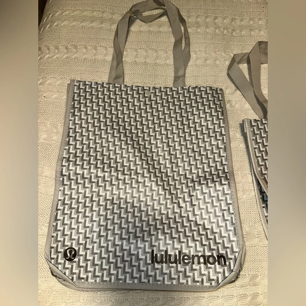 Lululemon New Print Large & Small Tan Re-Usable Bags